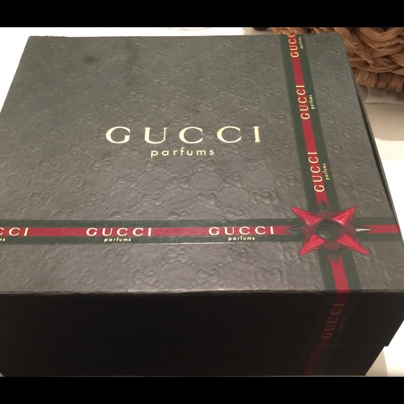 Authentic Gucci Parfums Box - Picture 2 of 5